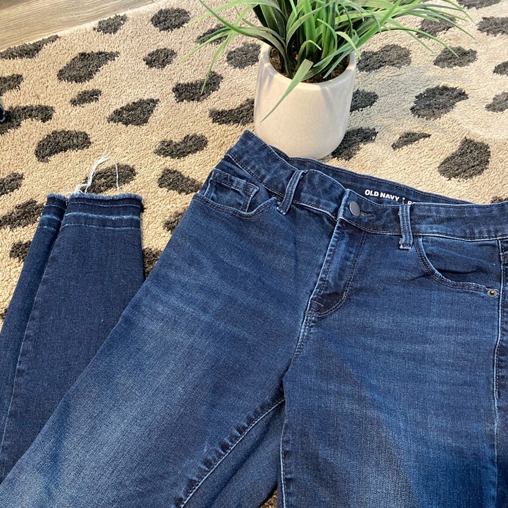 Old Navy Mid Rise Jean